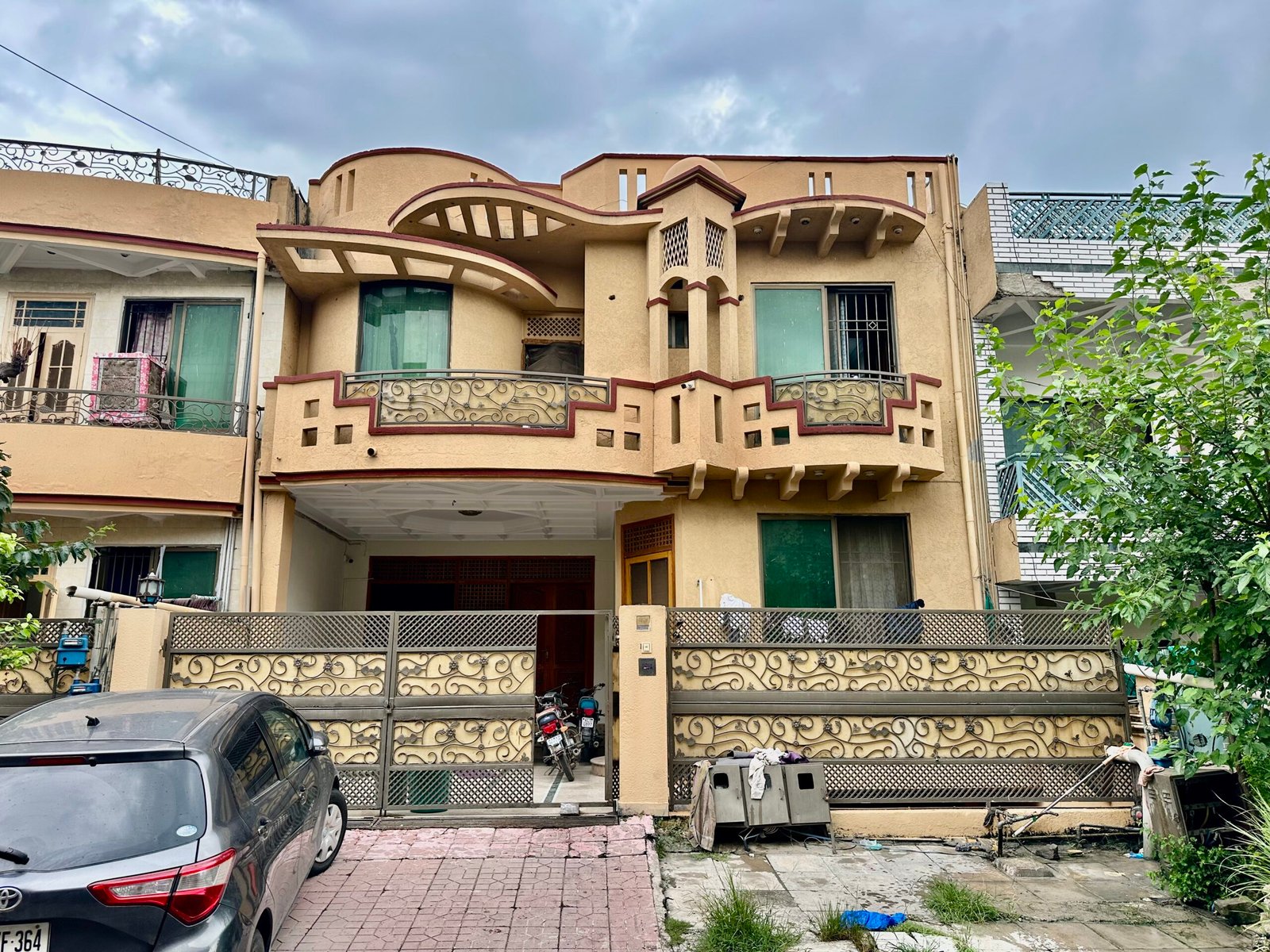 About Shalimar Group of Hostels